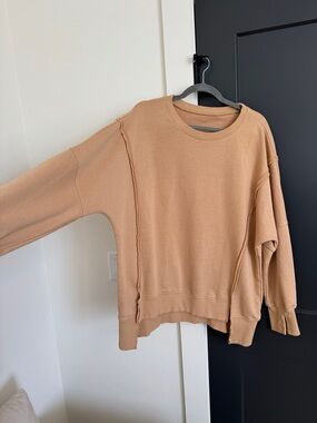 Relaxed Crewneck Sweatshirt in Camel